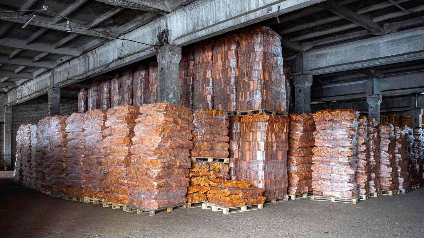 Kiln Dried Hardwood Logs - 30l Net- Pallet Deals