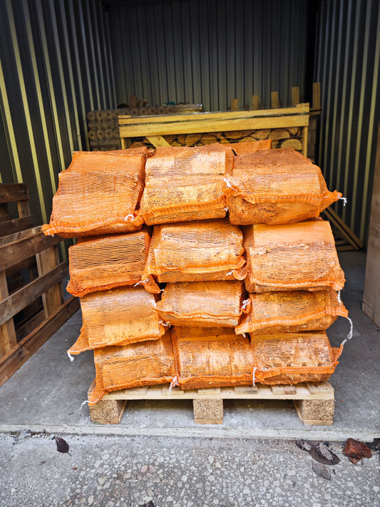 Kiln Dried Hardwood Logs - 30l Net- Pallet Deals